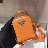 【人気商品】プラダ ショルダーバッグ 偽物【追跡付】 puv31329