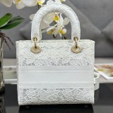 【こだわりある刺繍！】レディディオール 偽物 ミディアム バッグ del10329
