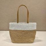 世界中で大人気♪ プラダ ラフィア×レザー トートバッグ puo99498