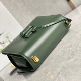 人気 ロエベ バルセロナバッグ 偽物 シルクカーフスキン ショルダー A532M15X028110
