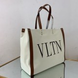 入手困難ヴァレンティノ トートバッグ 偽物 ショッピングバッグ NEON VLTN キャンバス ミディアム Vui76345