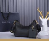 完売必至【プラダ コピー】大人気ナイロンバッグ Re-Edition / pup31151