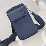 送料込ルイヴィトン フォン ポーチ ショルダーバッグ 偽物 vuc46128