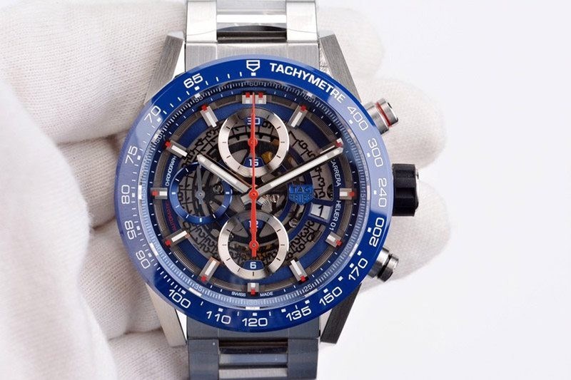 【日本未発売】タグホイヤー カレラ 偽物 自動巻き ブルー 文字盤 ステンレス メンズ 腕時計 TAv28834