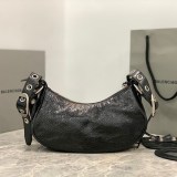 人気【アウトレット】バレンシアガ 偽物☆クラシックNanoシティバッグ bae73898