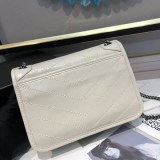 可愛いサンローラン スーパーコピー ショルダーバッグ ニキ ベイビー クリンクルヴィンテージレザー Saj00394