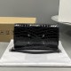 入手困難メゾンマルジェラ 偽物 クロコダイルプリントレザー チェーン ウォレット ショルダーバッグ Mak68036