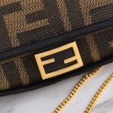 入手困難 フェンディ VERSACE コラボナノ バゲット 偽物 マイクロ バッグ fey71325