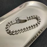 目を惹くカラーボッテガ ヴェネタ フィガロチェーン ブレスレット スーパーコピー bow31772
