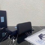 プラダ コピー サフィアーノエンボスレザー ジップアラウンド長財布 ブラック 2ML317_2D1Q_F0002