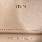 超希少！フェンディ コピー ピーカブー アイシーユー ミディアム フルグレインレザー バッグ feg41059