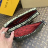 【マルチに使える】ルイヴィトン　トリオ・メッセンジャー vue58737