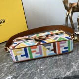 フェンディ バゲットFF刺繍 ハウンド ショルダーバッグ コピー few86164