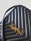 一目惚れ♪サンローラン ショルダーバッグ 偽物☆ルー キルティングレザー カメラバッグ Sas59082