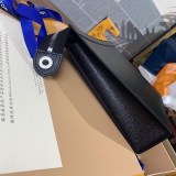 入荷即完売 ルイヴィトン クラッチバッグ 偽物 ボヤージュ ラゲージ M30397