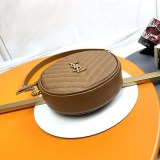 春もの新作サンローラン VINYLEヴィニル ミニバッグ 偽物丸 Saj42658