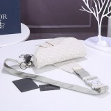 確保済みディオール Saddle バッグ 偽物 Oblique ベージュ クロスボディ 1ADPO093YZY