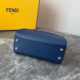 超希少！フェンディ コピー ショルダーバッグ 【人気商品】 feg51801