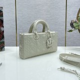 セール新作レディディオール 偽物 LADY D-JOY バッグ カナージュ ラムスキン dew76304