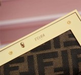 【日本未発売】フェンディ コピー ファースト スモール シープスキンバッグ fek00335