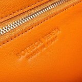 注目度NO.1ボッテガ ヴェネタ カセット クロスボディ コピーバッグ boa22633