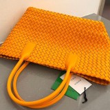 ボッテガヴェネタ スモール カバ トートバッグ 偽物 bow61571