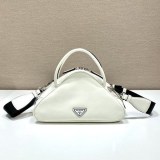 送料込 プラダ レディース 偽物 トップハンドルバッグ puu51854