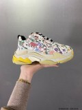 春もの新作グッチ バレンシアガ コピー ザ ハッカー プロジェクト “Triple S” スニーカー 681068UL1108461