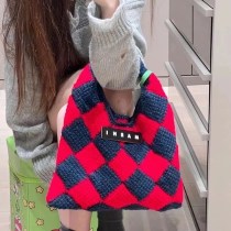 すぐ届く マルニマーケット コピー◇テックウール製 DIAMONDスモールバッグ レッド mat67258
