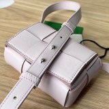 ボッテガ ヴェネタ コピーキャンディー カセット クロスボディミニバッグ boa84936