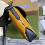 ★日本!!人気！グッチ ダブルG付き コピー スモール メッセンジャーバッグ guq22300