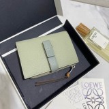 【ロエベ】新作スリムジップ二つ折り財布 コピー Slim Zip Bifold Wallet lom88620