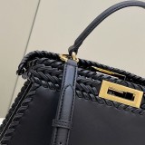 注目★フェンディ Peekaboo ISeeU コピーミディアム レザーブレードバッグ fex60427