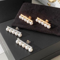 【大特価】タサキ スーパーコピー バランス プラス イヤリング 2色 tan77096