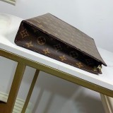 【ルイヴィトン クラッチバッグ 偽物】ポッシュトワレ 26 M47542