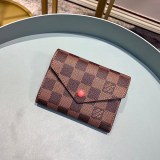 ルイヴィトン ポルトフォイユ ヴィクトリーヌ 偽物 LV20333