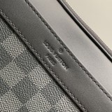 送料込ルイヴィトン トロカデロメッセンジャー PM 偽物 ダミエ・グラフィット ショルダーバッグ ダミエ N40087