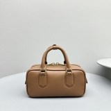 完売人気☆上品ミュウミュウ レザートップハンドバッグ コピー myg82936