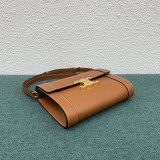 希少色 セリーヌ トリオンフ ショルダーバッグ 偽物 Ceu83448