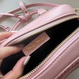 洒落で可愛いミュウミュウ  ハンドバッグ 偽物 myo70205