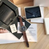 入手困難IWC 偽物 パイロットウォッチクロノグラフ レーシング iwg74018