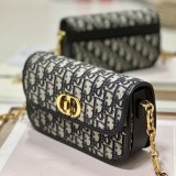 セレブ多数愛用ディオール オブリーク ジャカード 偽物 30 MONTAIGNE AVENUE バッグ M9260UTZRM928