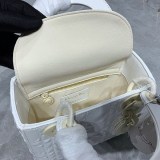 世界中で大人気♪レディディオール ミニバッグ コピー カナージュ カーフスキン deh58241