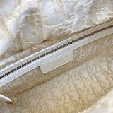世界中で大人気♪レディディオール 偽物 ウィッカー&ジャカード ミディアム バッグ M0565CMVN_M925