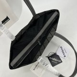 送料込BAOBAO ISSEY コピー MIYAKE カルトン メタリック バッグ bae74241