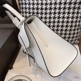 大人気！【デルボー ハンドバッグ 偽物】ブリヨン Ivoryステッチ ミディアムハンドバッグ Deg55640