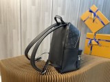 春もの新作ルイヴィトン ディスカバリーバックパック 偽物★タイガ・レザー モノグラム vuj60474