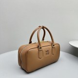 超希少！ミュウミュウ 偽物 レザートップハンドバッグ myu04921