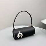 注目度抜群！クロムハーツ 偽物 クロス バケツバッグ Kun45818