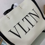 ★日本!!人気！ヴァレンティノ トートバッグ コピー ショッピングバッグ NEON VLTN キャンバス ミディアム Vua11801